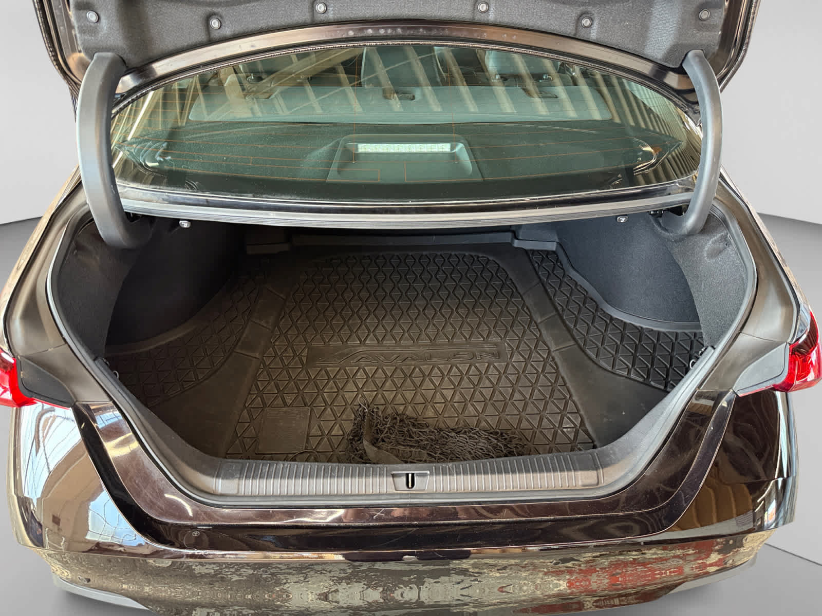 Used 2022 Toyota Avalon Limited w/ Advanced Safety Package FWD image 23