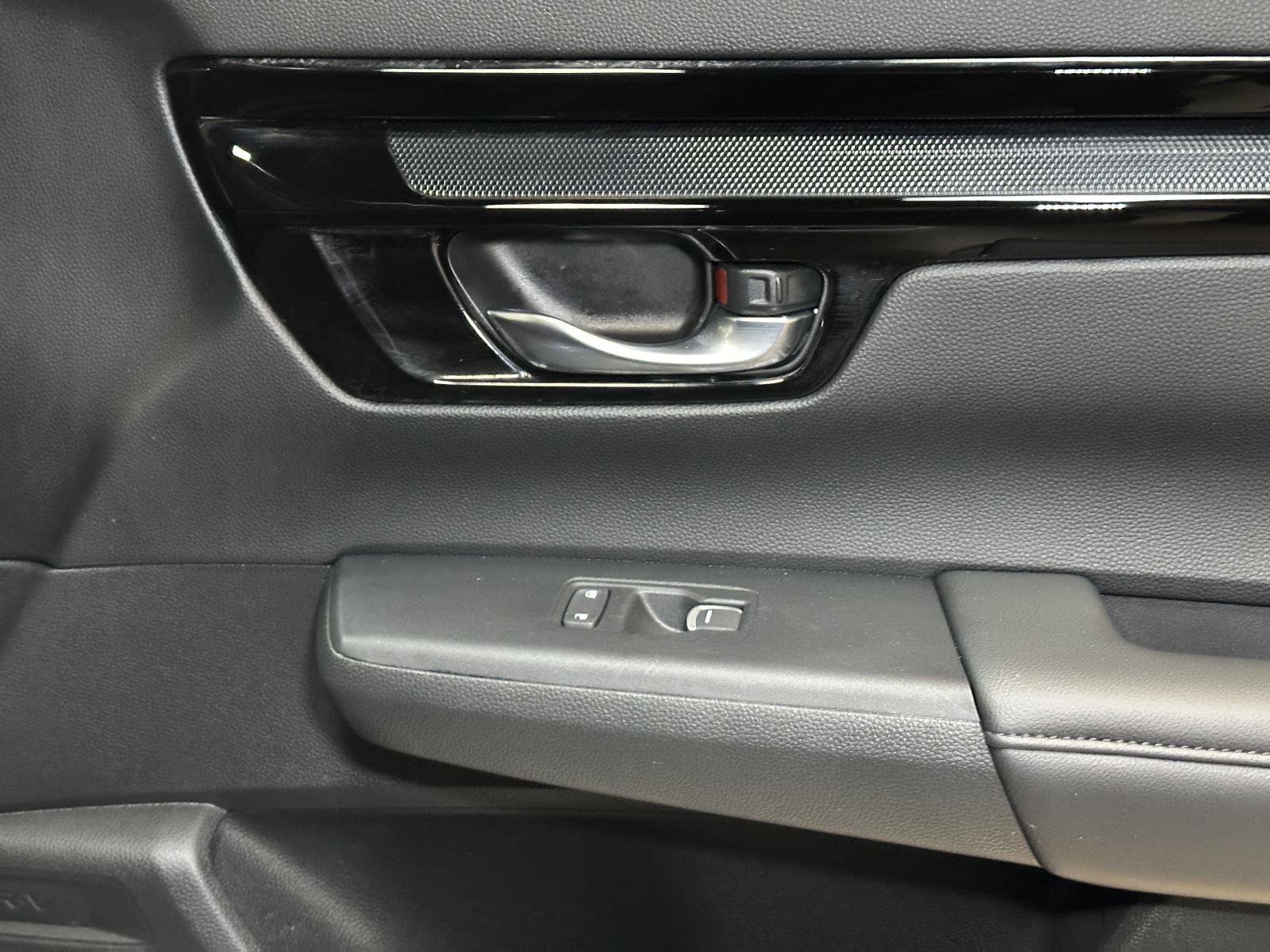 Certified 2025 Honda CR-V EX-L image 38