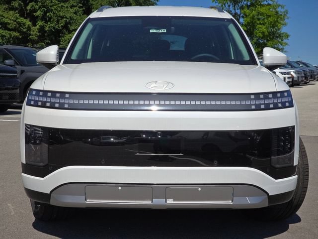 New 2026 Hyundai Ioniq 9 SEL w/ Tow & Go Package AWD/4WD image 14