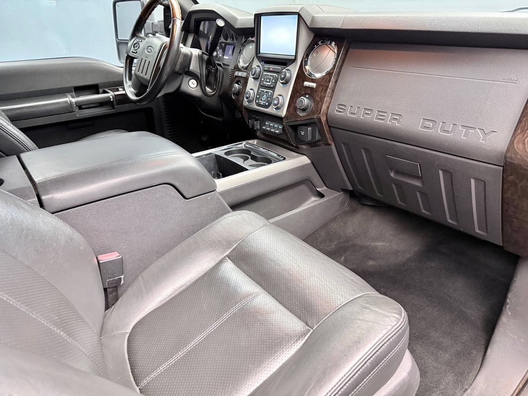 Used 2014 Ford F250 Platinum w/ FX4 Off-Road Package AWD/4WD image 11