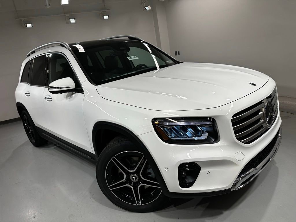 New 2026 Mercedes-Benz GLB 250 4MATIC image 16