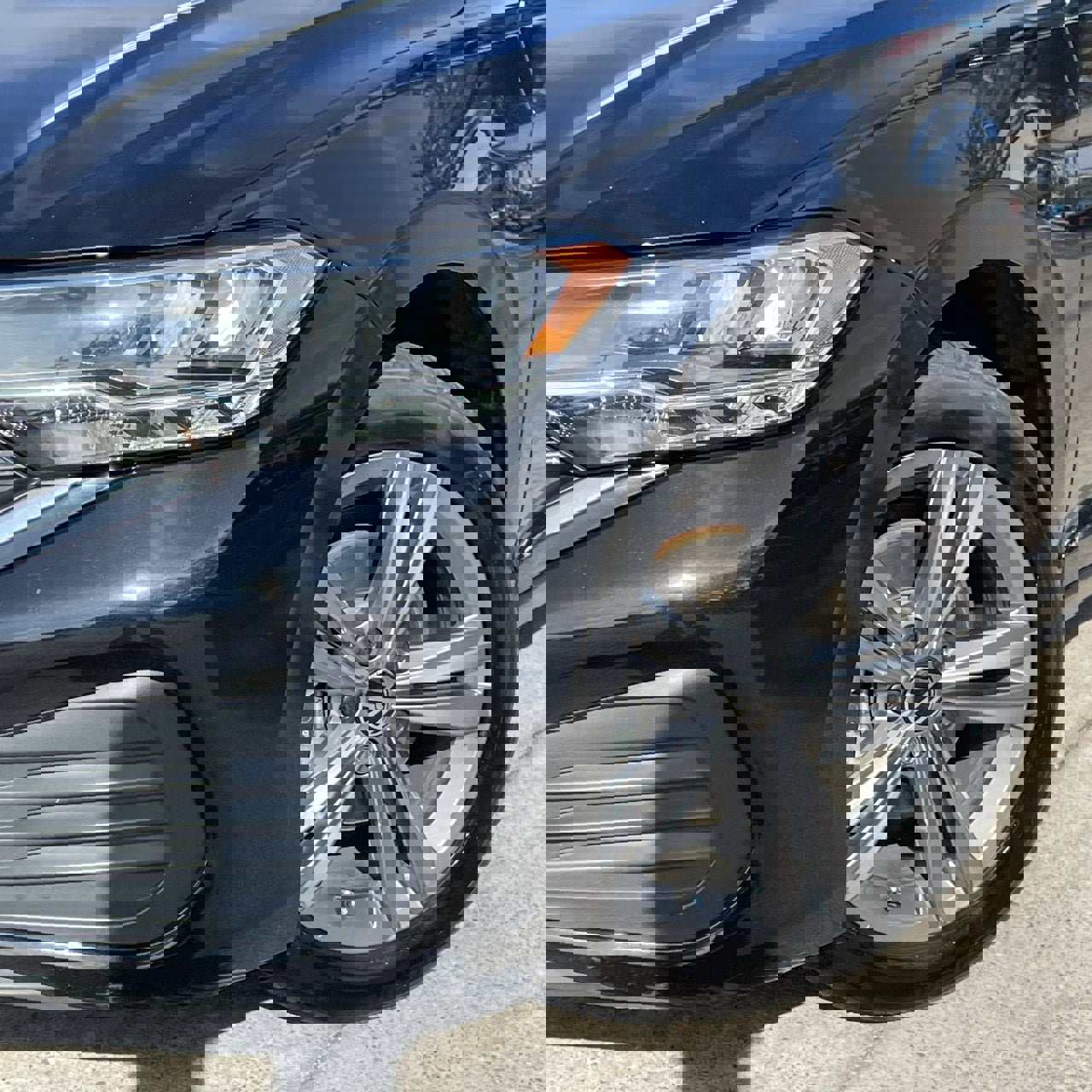 Used 2024 Volkswagen Jetta SE image 8