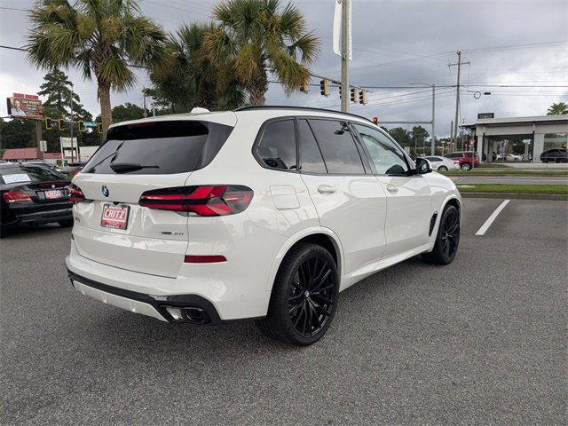 New 2026 BMW X5 sDrive40i w/ M Sport Package image 4