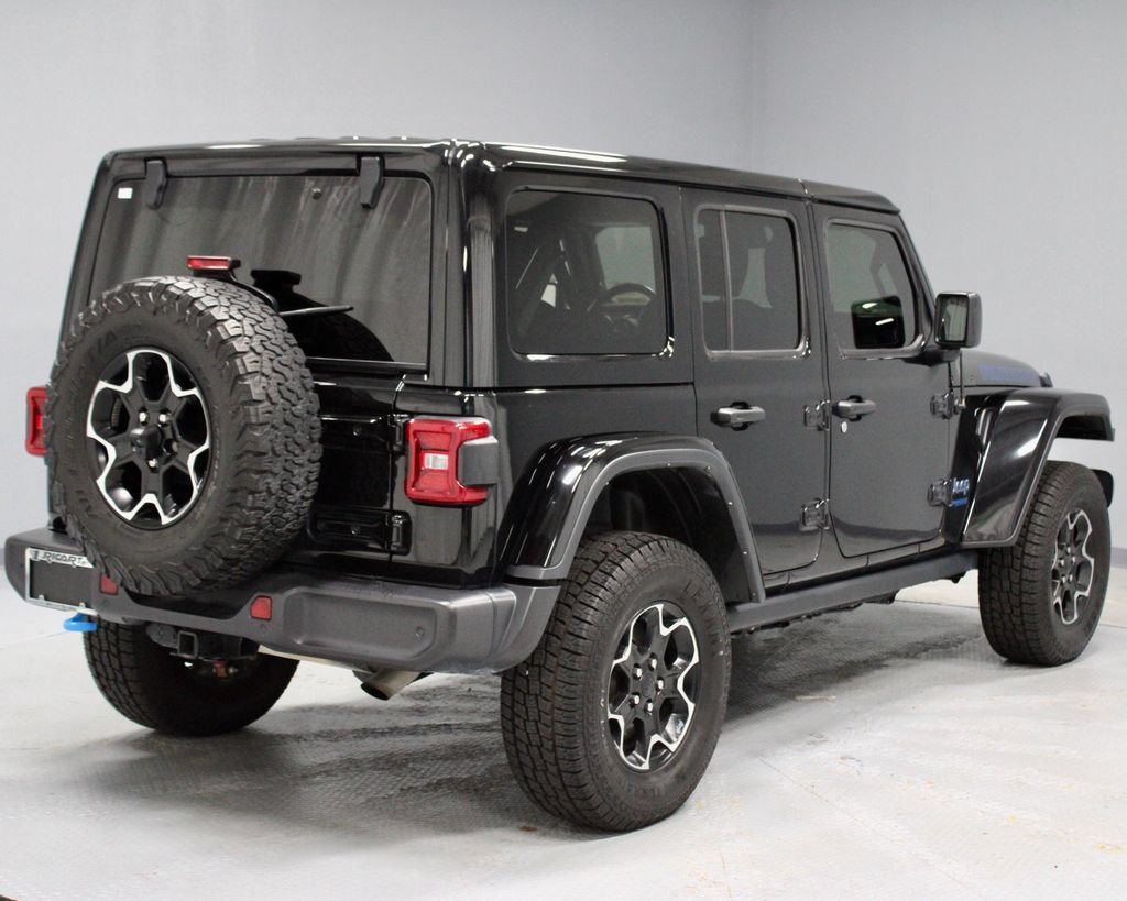 Used 2021 Jeep Wrangler Unlimited Rubicon 4xe w/ Cold Weather Group AWD/4WD image 12