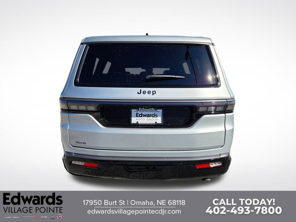 New 2026 Jeep Grand Wagoneer Limited AWD/4WD image 4
