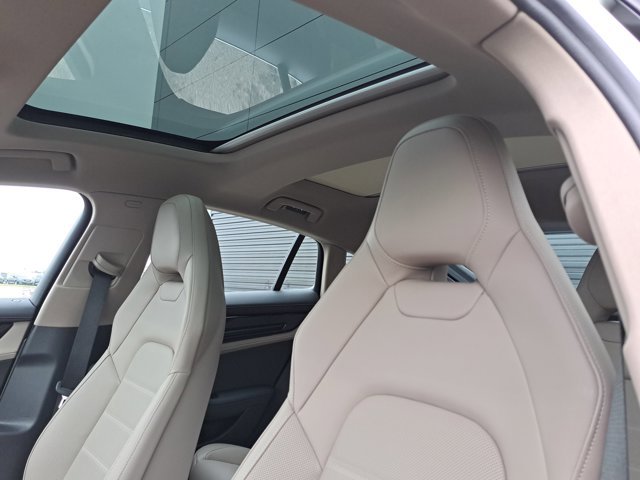 New 2026 Porsche Panamera 4 image 37