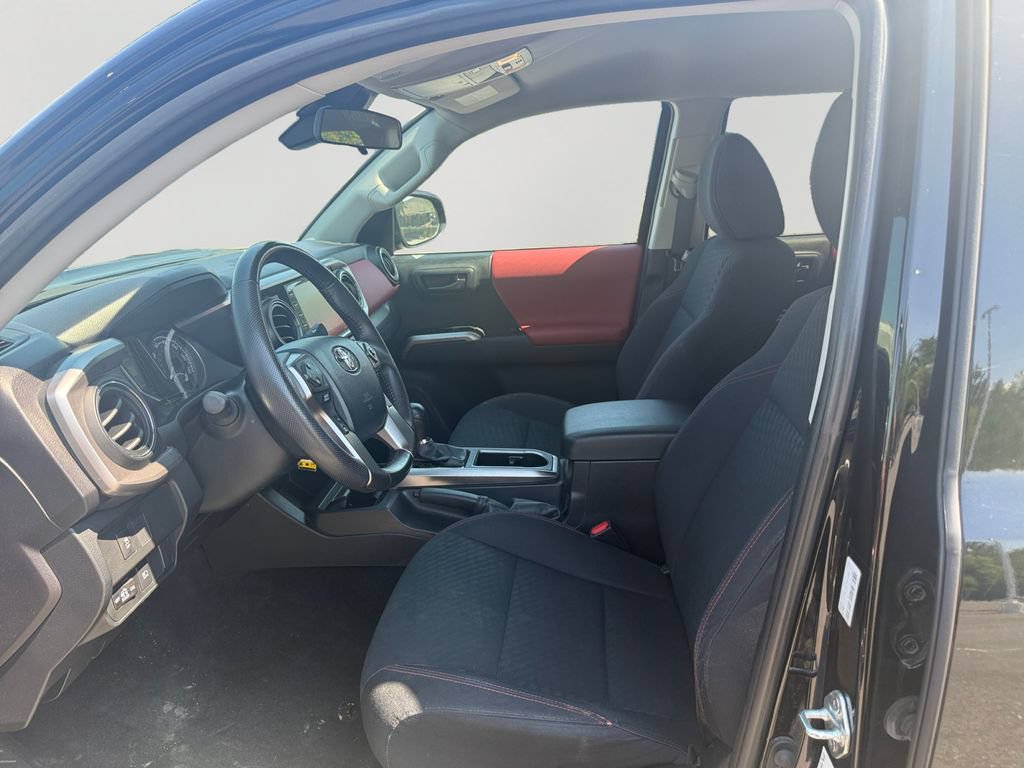 Used 2023 Toyota Tacoma SR5 RWD image 23