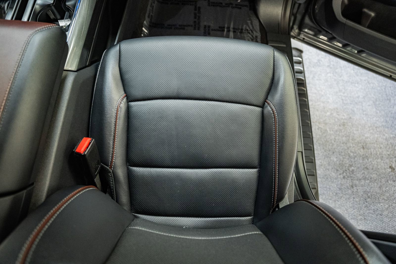 Certified 2023 Ford F150 Lariat w/ Equipment Group 502A High image 40