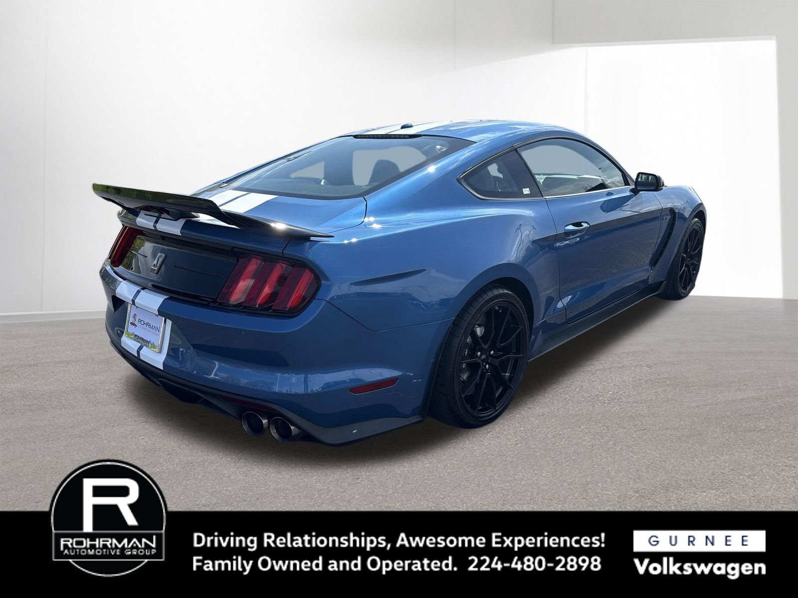 Used 2019 Ford Mustang Shelby GT350 w/ Technology Package image 9