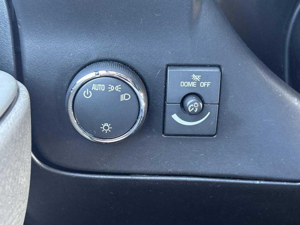 Used 2019 Chevrolet Express 2500 w/ Driver Convenience Package RWD image 30