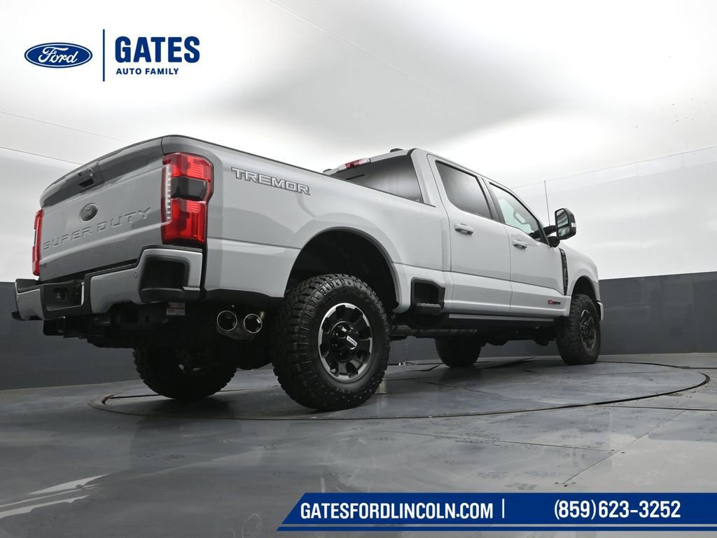 Used 2026 Ford F250 Lariat w/ Tremor Off-Road Package AWD/4WD image 38