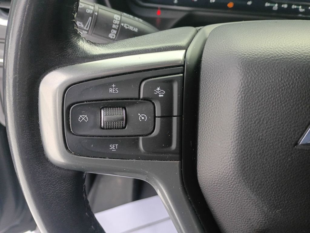 Used 2022 Chevrolet Suburban Z71 image 58