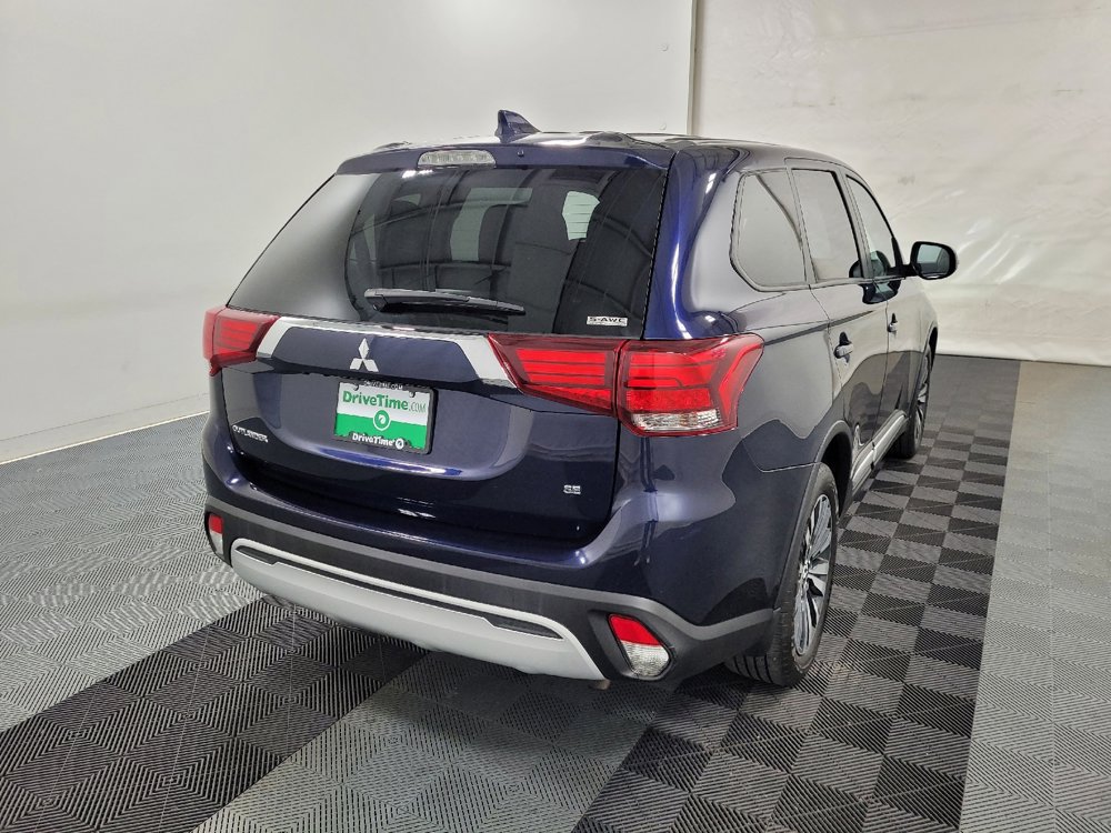 Used 2020 Mitsubishi Outlander SE image 9