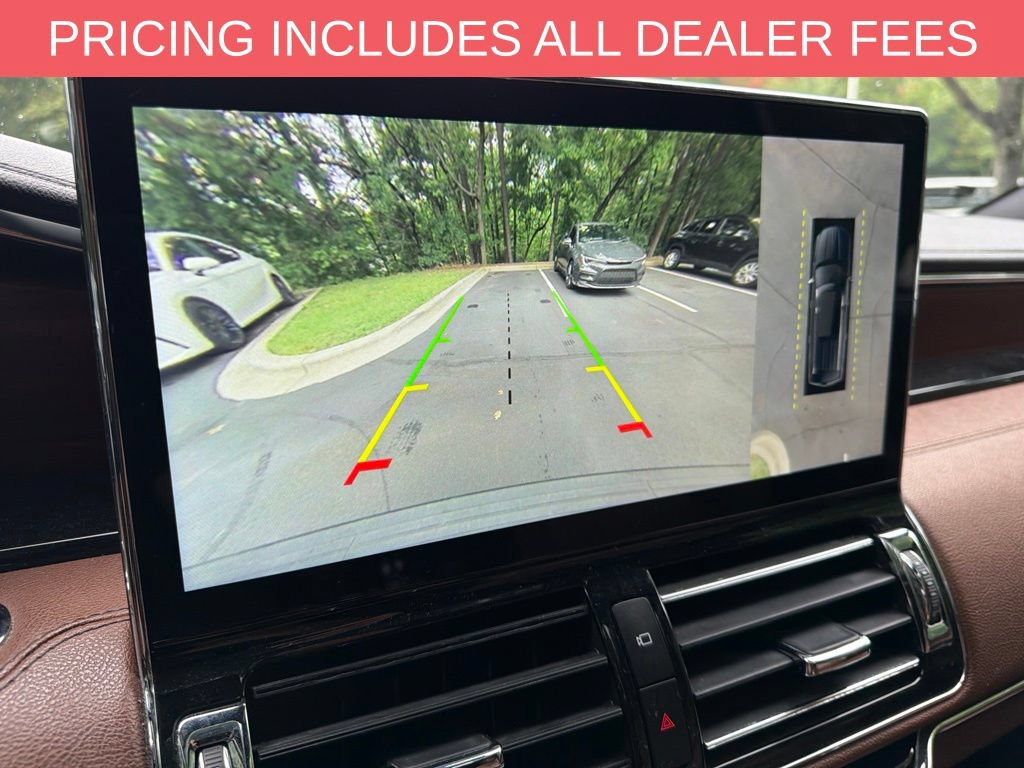 Used 2023 Lincoln Navigator L Reserve AWD/4WD image 14