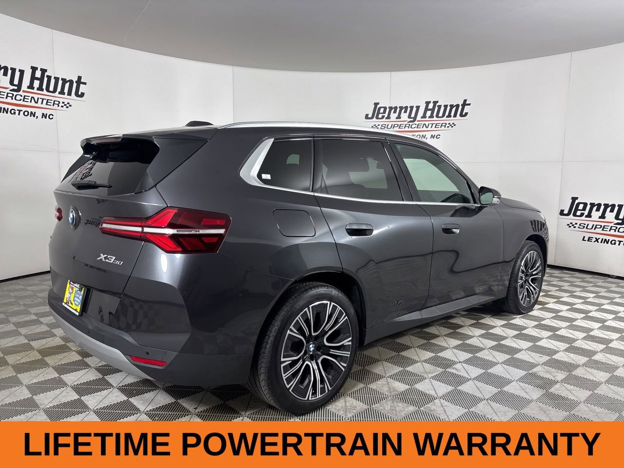 Used 2025 BMW X3 xDrive30i w/ Premium Package AWD/4WD image 5