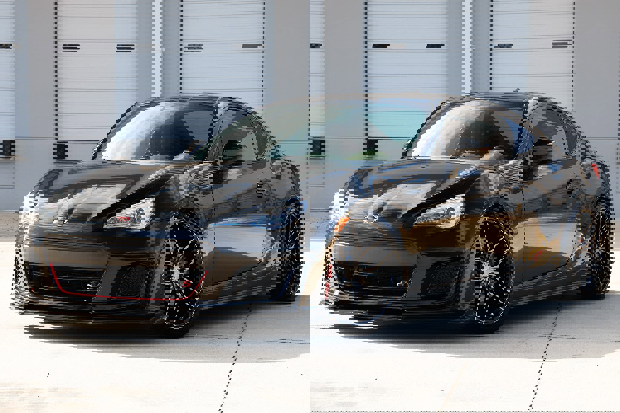 Used 2018 Subaru BRZ tS image 1