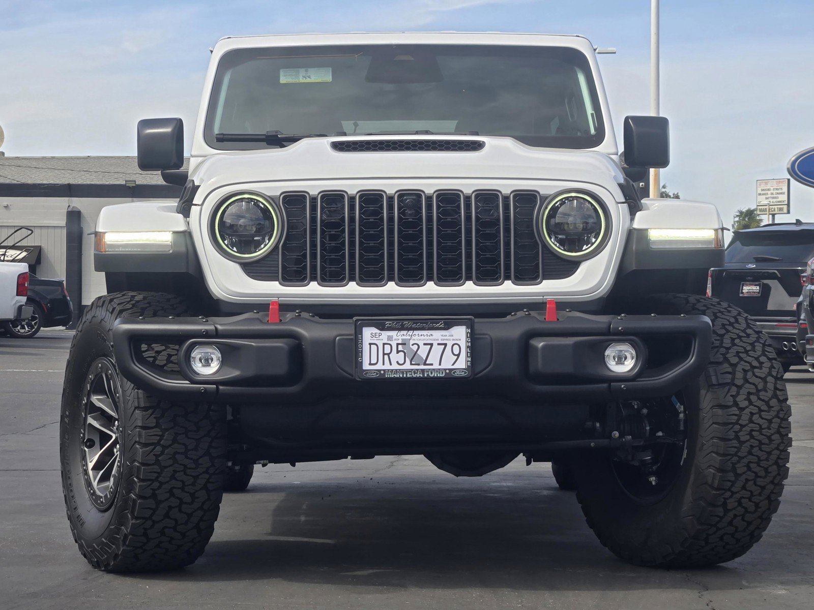 Used 2026 Jeep Wrangler Unlimited Rubicon AWD/4WD image 2