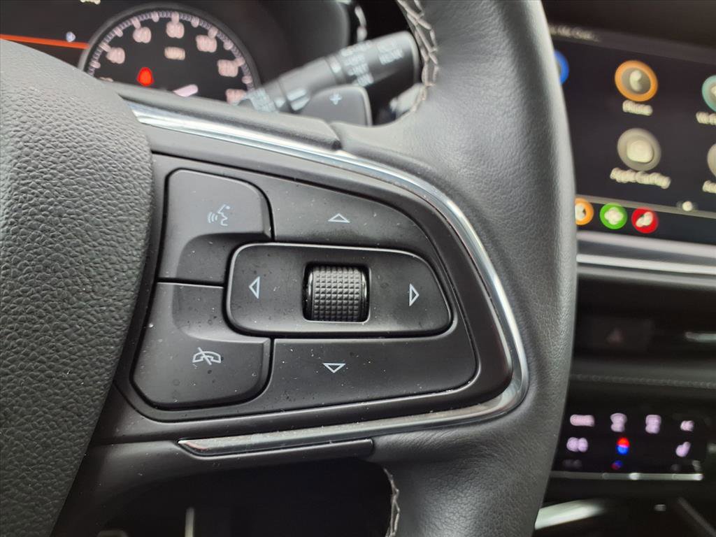 Used 2023 Buick Envision Essence w/ Sport Touring Package image 14