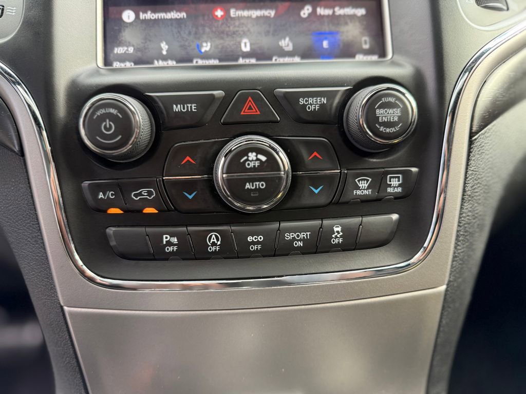 Used 2018 Jeep Grand Cherokee Altitude image 24