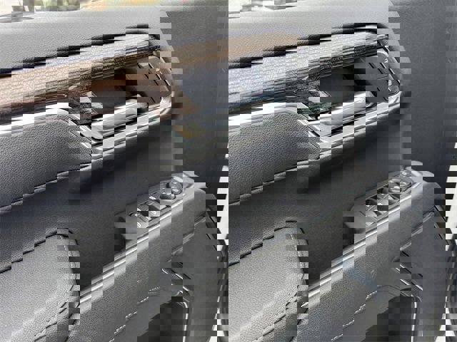 New 2026 Chevrolet Silverado 1500 LT w/ LPO, Dark Essentials Package image 18