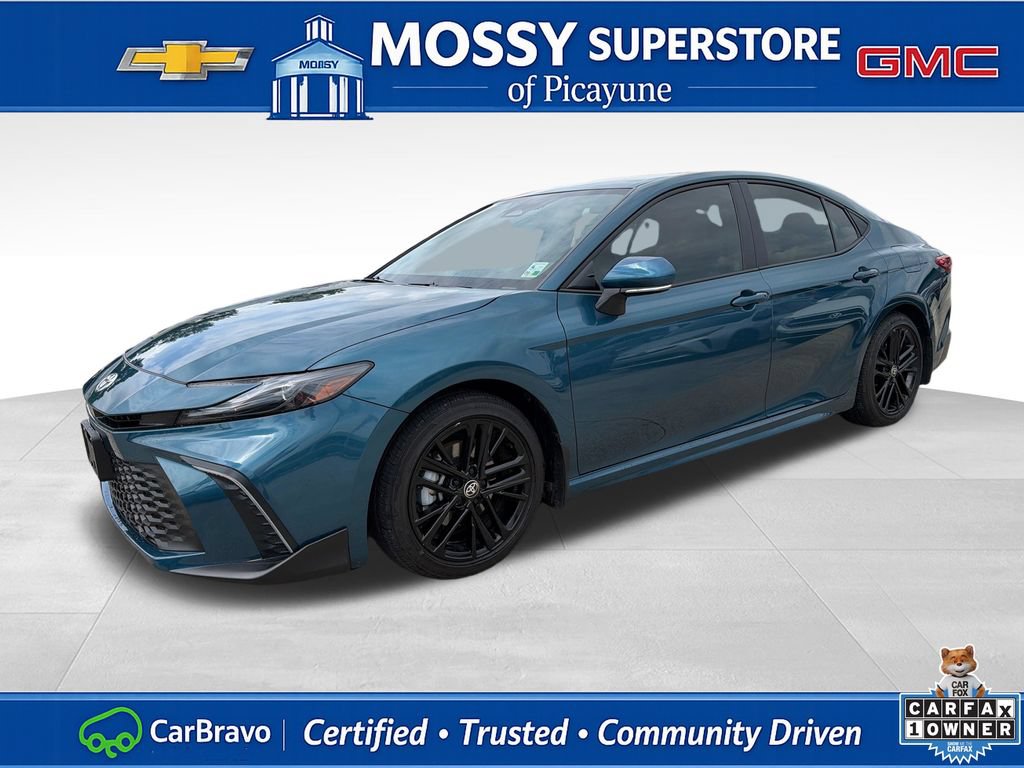 Used 2025 Toyota Camry SE w/ Convenience Package