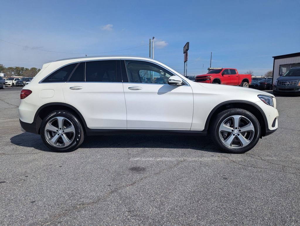 Used 2017 Mercedes-Benz GLC 300 image 4