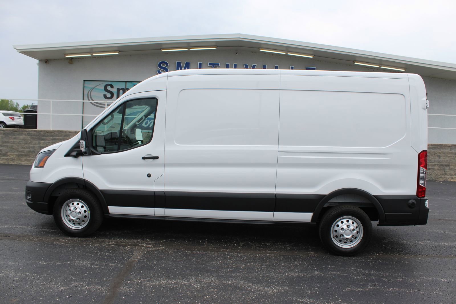 New 2025 Ford Transit 250 148 Medium Roof Extended AWD w/ Load Area Protection Package image 2