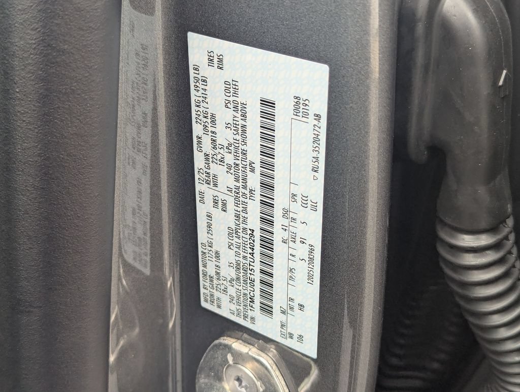 New 2026 Ford Escape SE FWD image 15