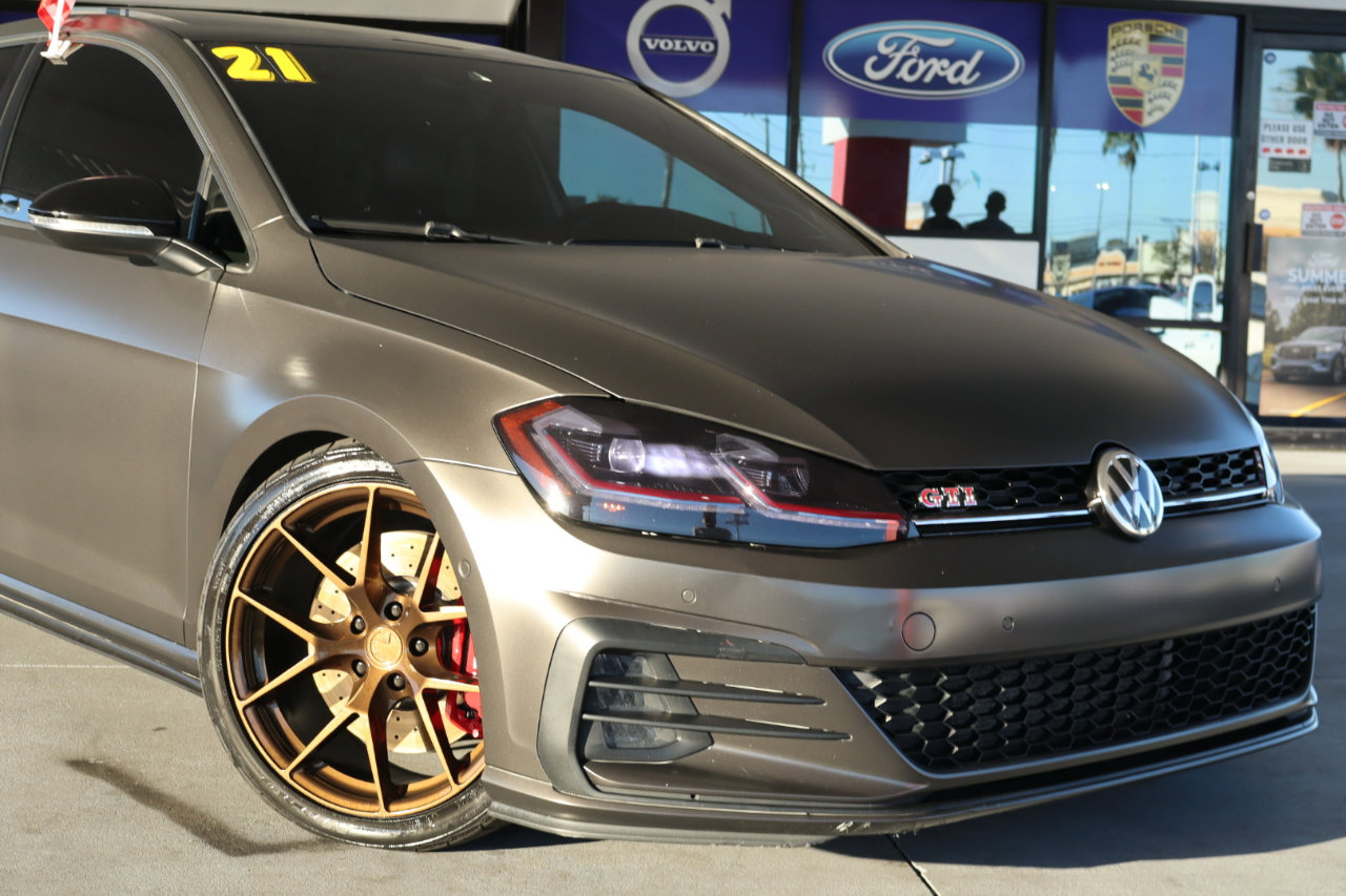 Used 2021 Volkswagen GTI Autobahn image 2