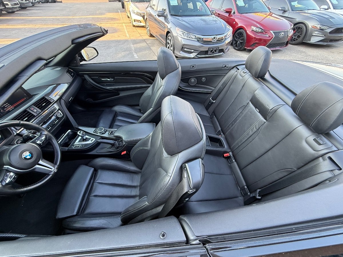 Used 2015 BMW M4 Convertible RWD image 33