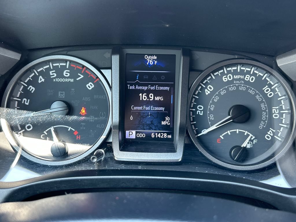 Used 2023 Toyota Tacoma TRD Off-Road w/ Technology Package AWD/4WD image 10
