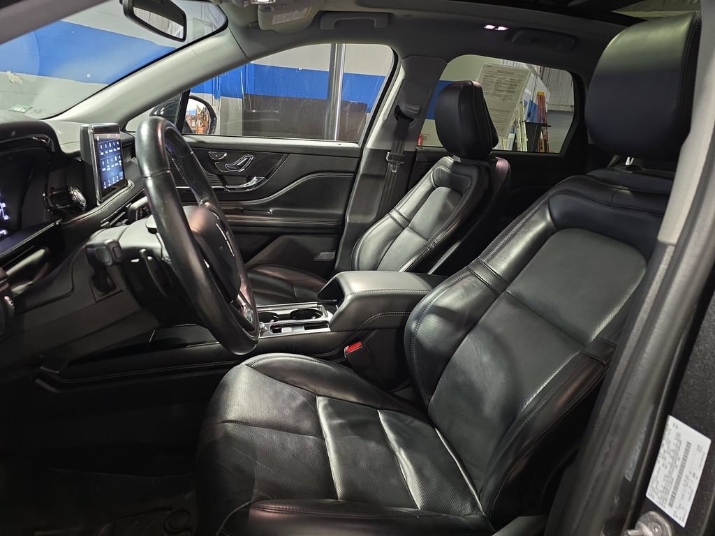 Used 2020 Lincoln Corsair AWD w/ Premium Package image 19