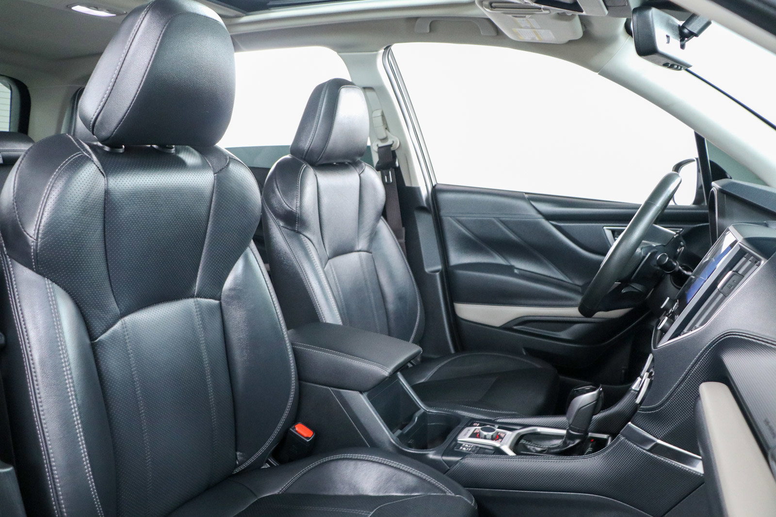 Used 2024 Subaru Forester Limited w/ Convenience Package image 27