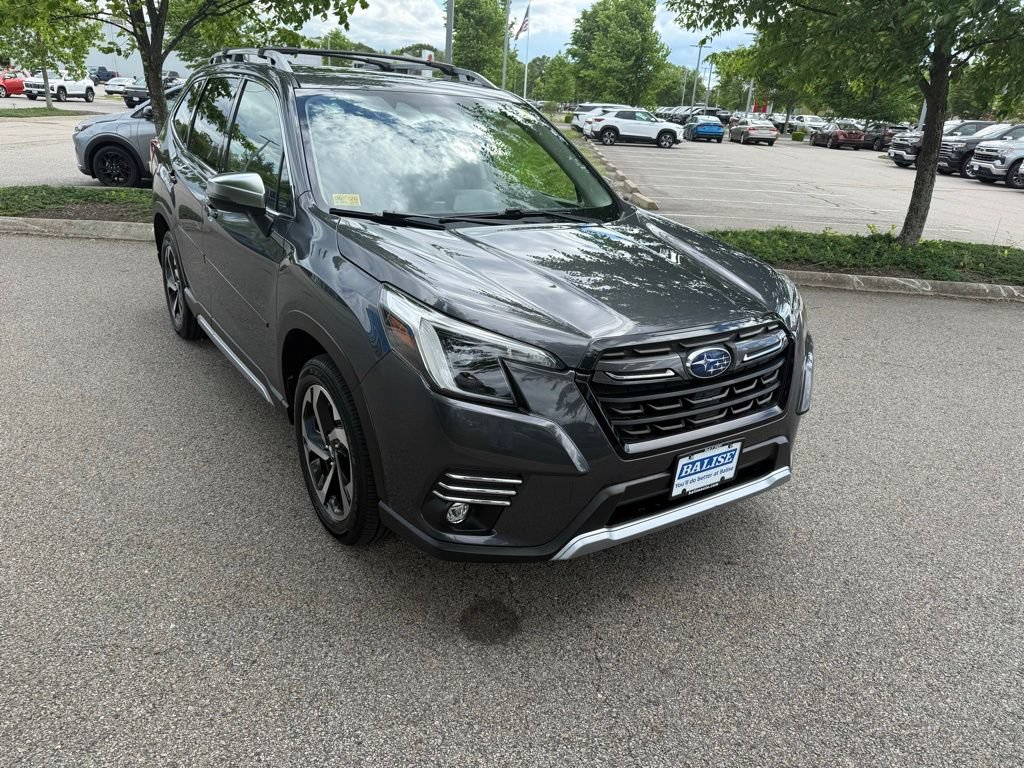 Used 2022 Subaru Forester Touring AWD/4WD image 6