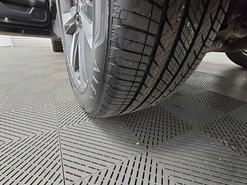 Used 2023 Honda Pilot Touring image 47