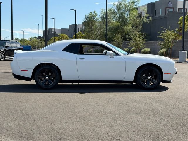 Used 2022 Dodge Challenger SXT RWD image 7