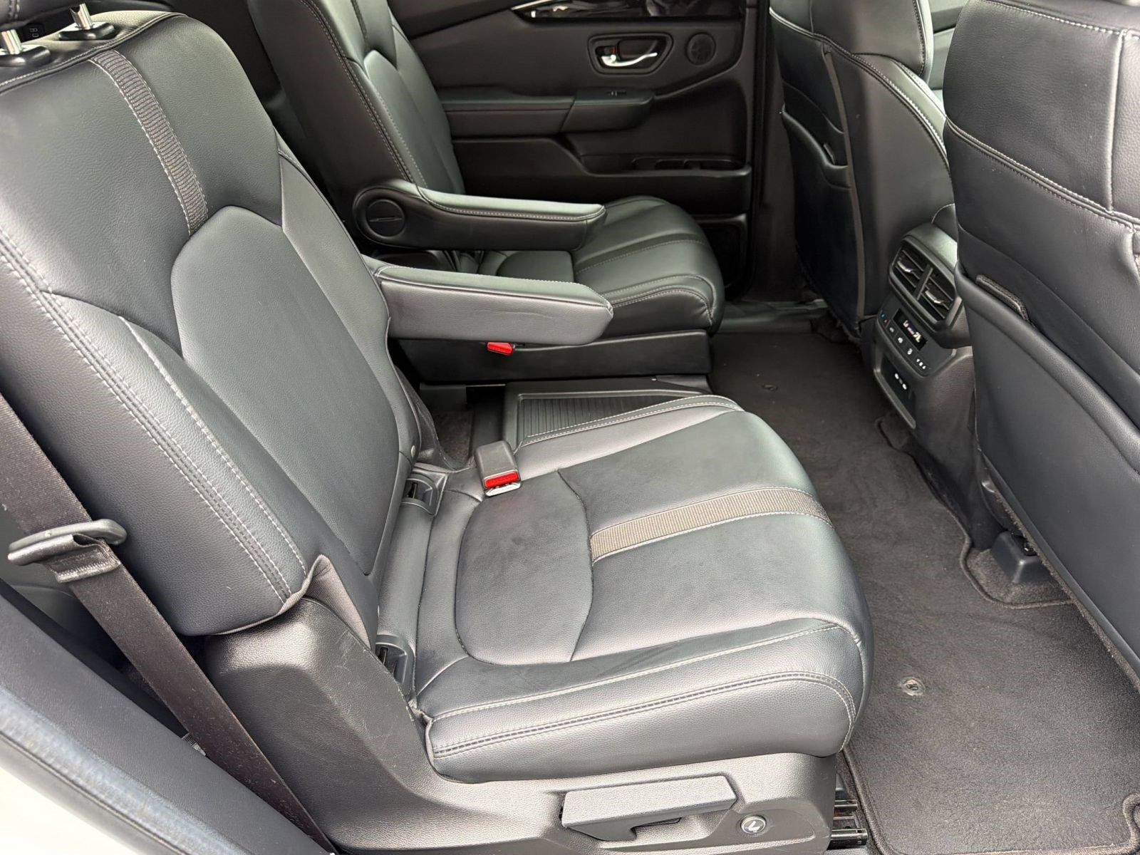 Used 2024 Honda Pilot EX-L image 28