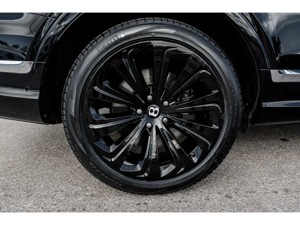 Used 2022 Bentley Bentayga image 15