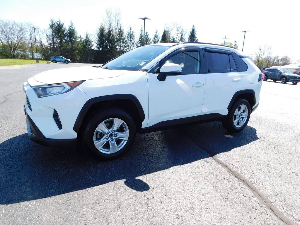 Used 2019 Toyota RAV4 XLE w/ Convenience Package image 7