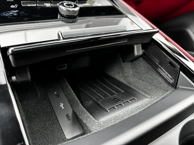 Certified 2026 Porsche Panamera 4 AWD/4WD image 22