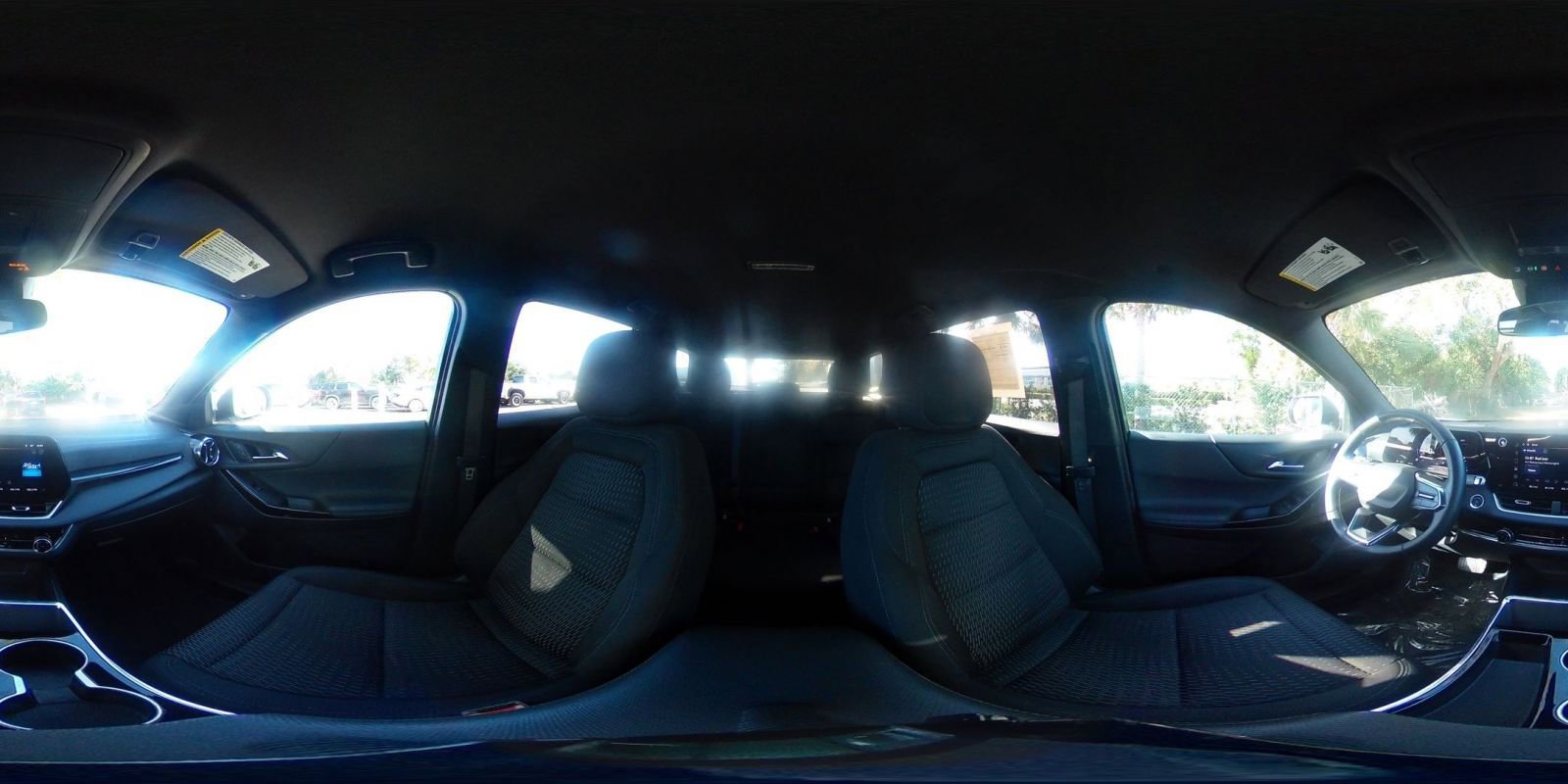 Used 2025 Chevrolet Equinox LT AWD/4WD image 44