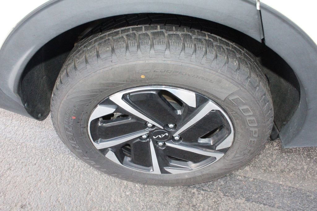 Used 2023 Kia Sportage LX image 58