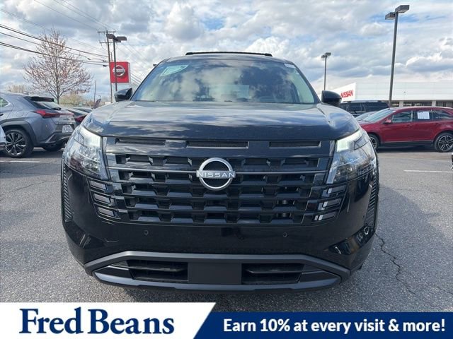 New 2026 Nissan Pathfinder SV image 2