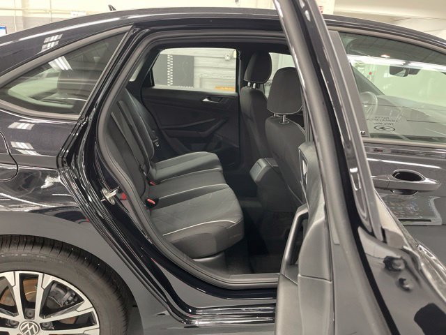 Used 2026 Volkswagen Jetta Sport FWD image 10