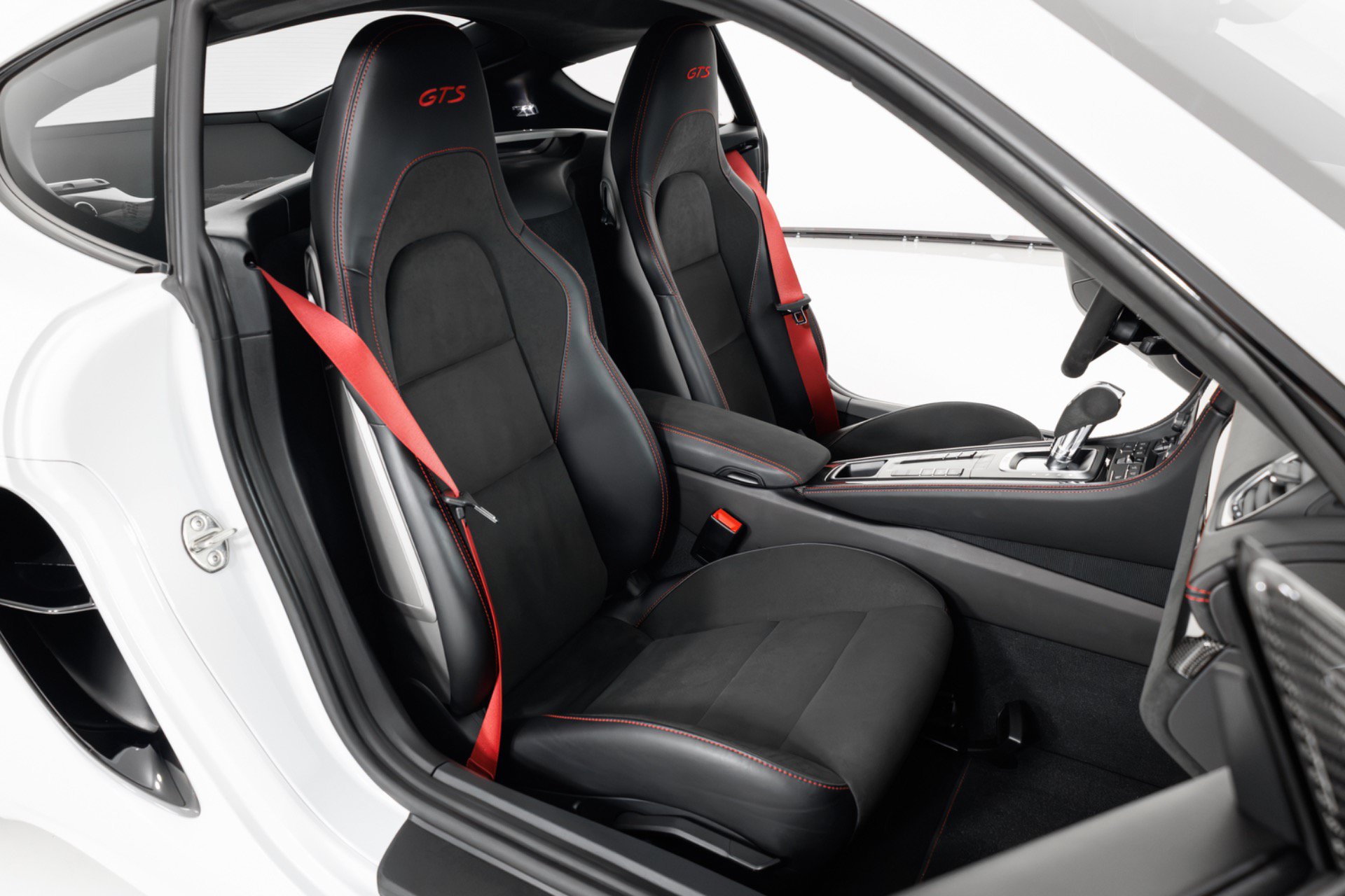 Used 2022 Porsche 718 Cayman GTS RWD image 37