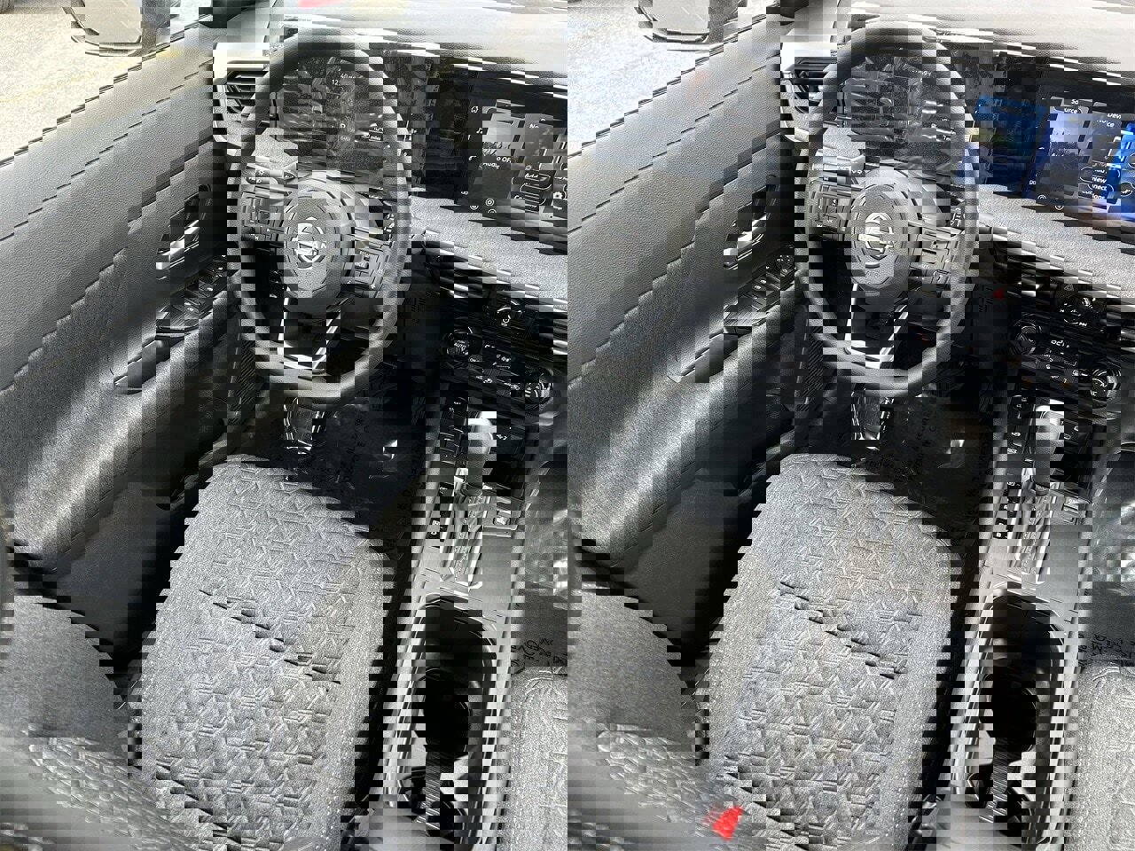 New 2026 Nissan Kicks SV image 16