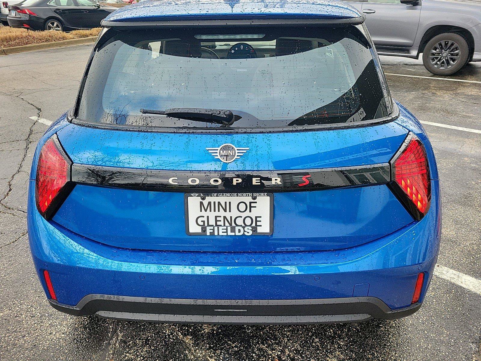 Certified 2025 MINI Cooper S FWD image 9