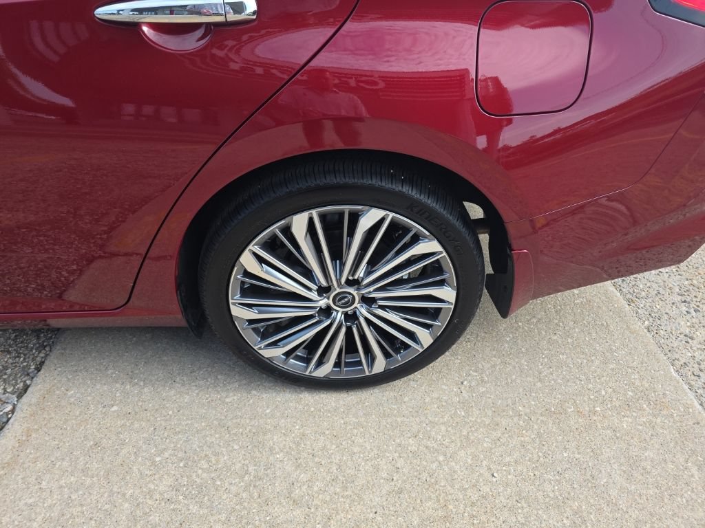 Used 2025 Nissan Altima 2.5 SL FWD image 11