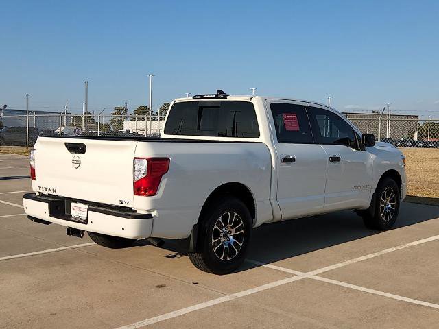 Certified 2024 Nissan Titan SV w/ SV Convenience Package image 5