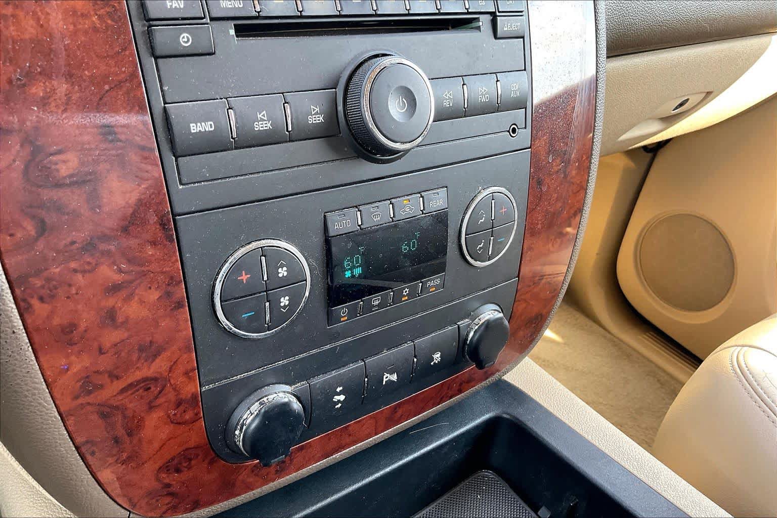 Used 2011 Chevrolet Tahoe LT w/ Texas Edition RWD image 28